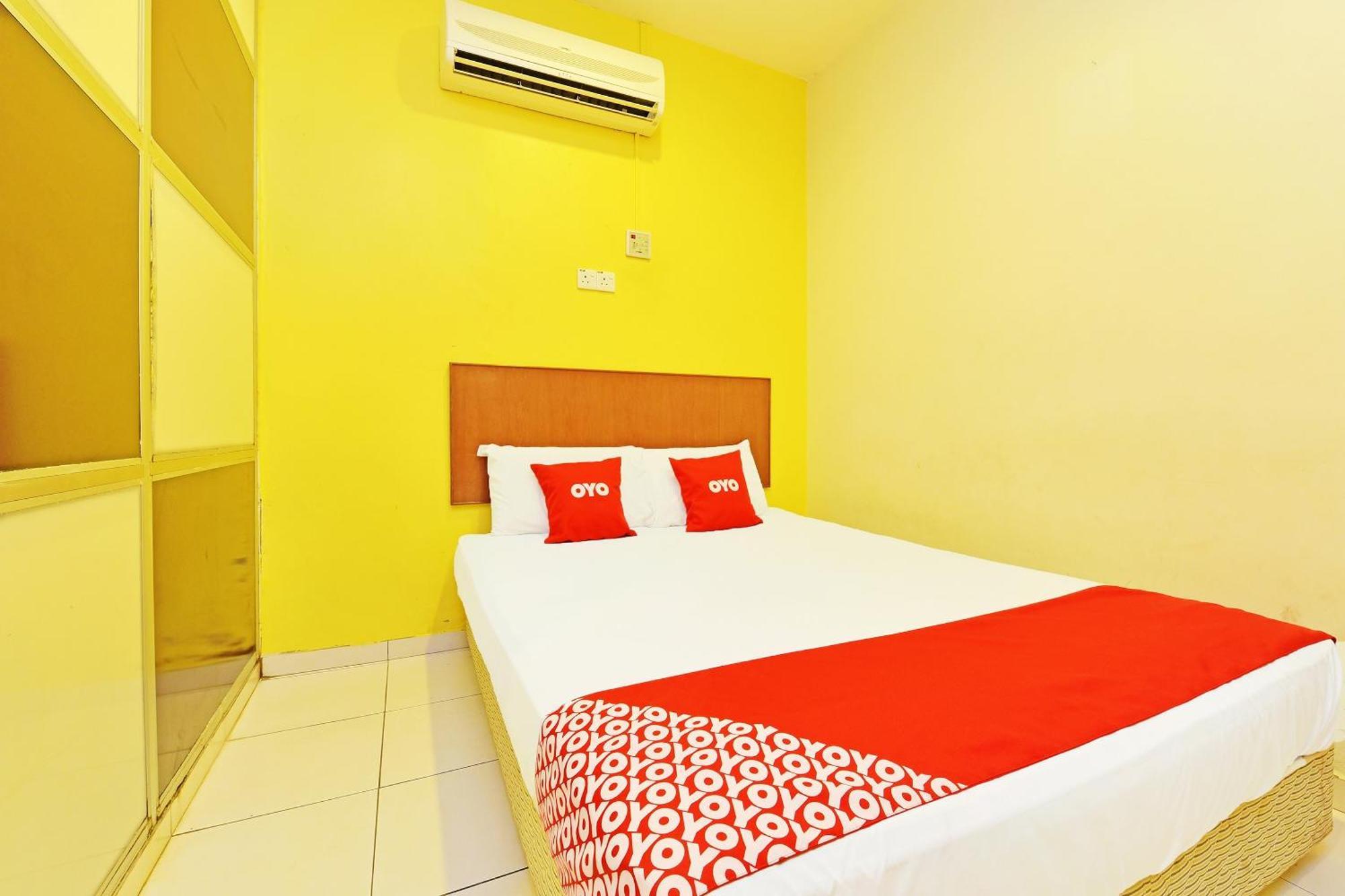 Oyo 582 Hotel Walk Inn Kampong Pasir Puteh  Exterior photo