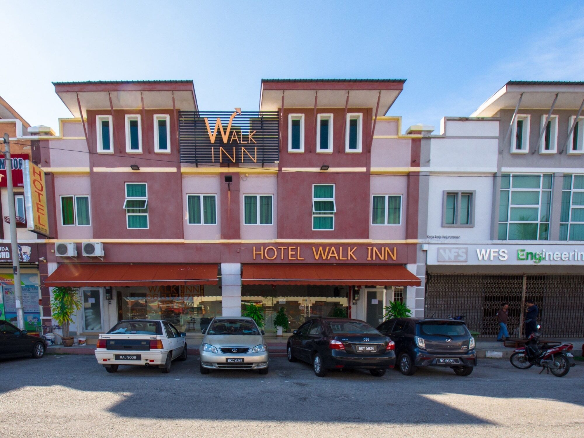 Oyo 582 Hotel Walk Inn Kampong Pasir Puteh  Exterior photo